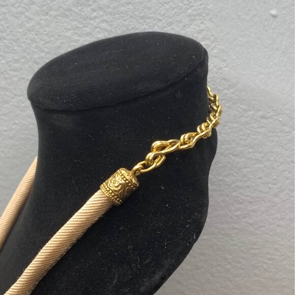 Vintage Set of 3 Neclace - Picture 3 of 16